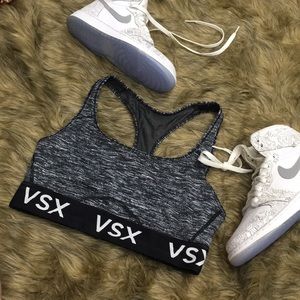 Victoria’s Secret Sports Bra 🏃🏻‍♀️
